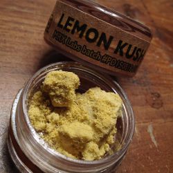 weedporndaily:  Happy New Year’s Eve #lemonkush