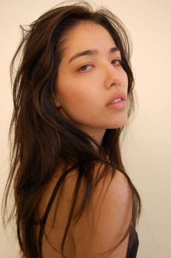 nya-kin:  Paula Kawanishi a Japanese &amp; Brazilian Model.   