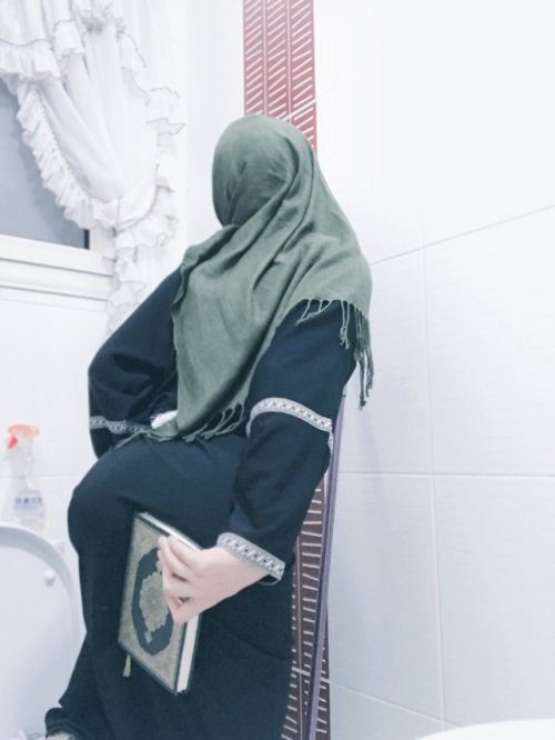 muslima-whore:Where Allah belongs