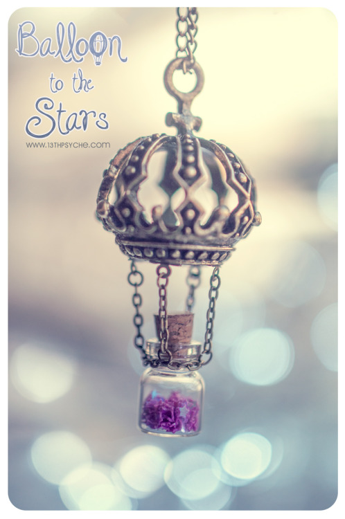 bea-gonzalez: Balloon to the stars. Etsy shop » www.etsy.com/listing/176693281/ho