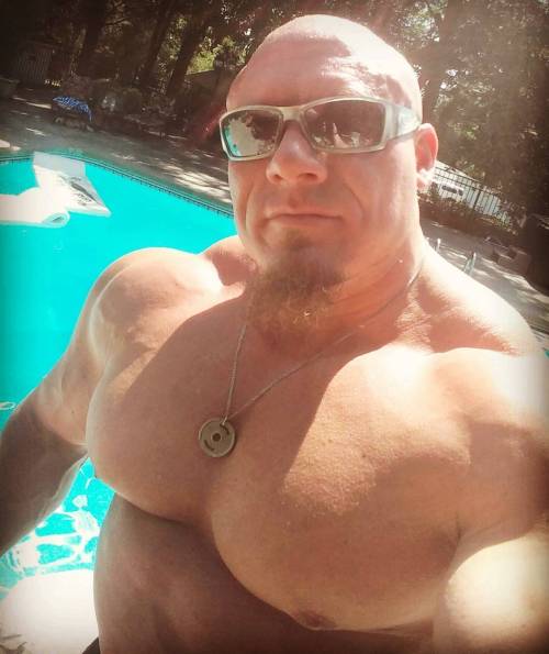 HUGE Pec-Daddy