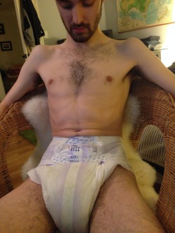 wetscruff:could probably go with a small…    SO sexy!