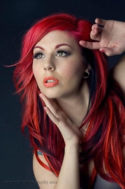 annaleebelleappreciation:  Annalee Belle