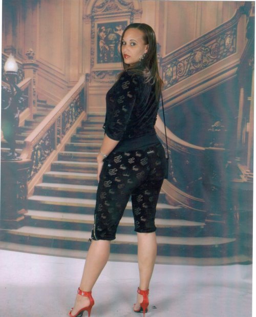 jazziedad:   CurvyLicious♥♥