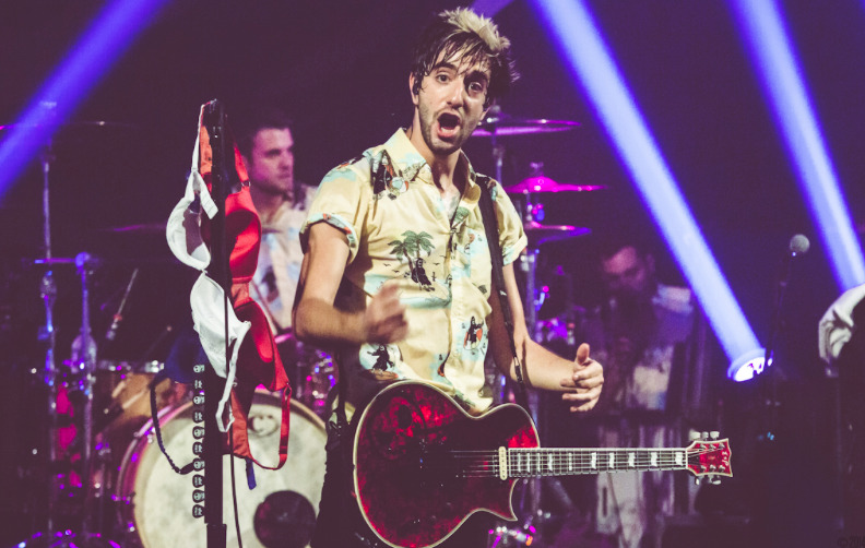 atl-the-reckless-and-the-brave:  x   