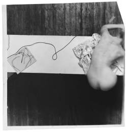 lasmicrofisuras: Francesca  Woodman.