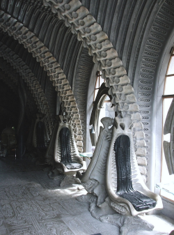 neuromaencer:  interior of the h.r.giger