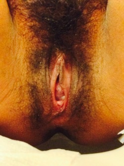  Wife’s Gaping Pussy 