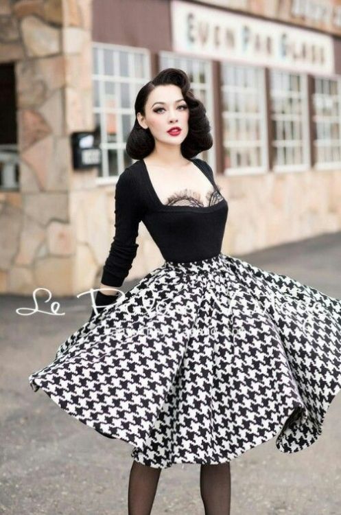tundraholes:  fuckyeahrockabilly:  Miss Winny  I love the shit out of this.