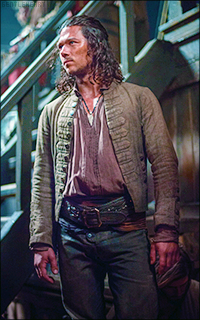 behindfairytales:    Luke Arnold in Black Sails (s2) as John Silver [x]   