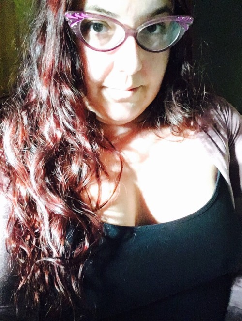 prettyplumpkitty: Messy hair Monday.