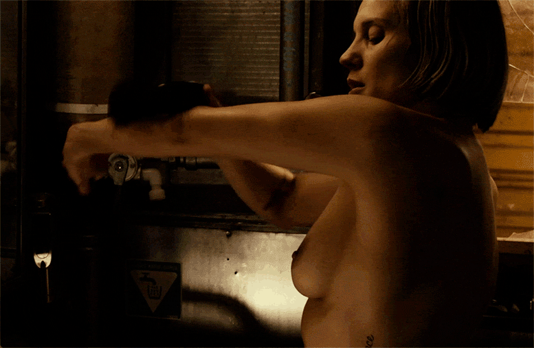 starprivate:  Katee Sackhoff is topless  Katee Sackhoff trying to start a fire from