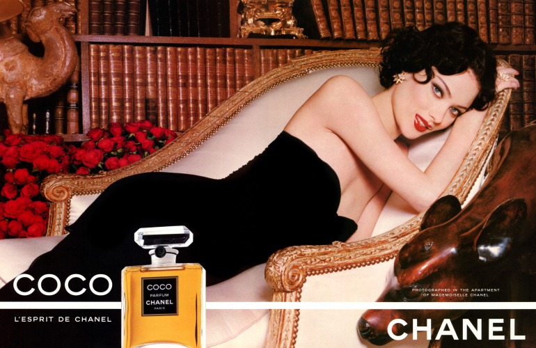 1996 Chanel Coco Shalom Harlow print perfume vintage 1-page MAGAZINE AD