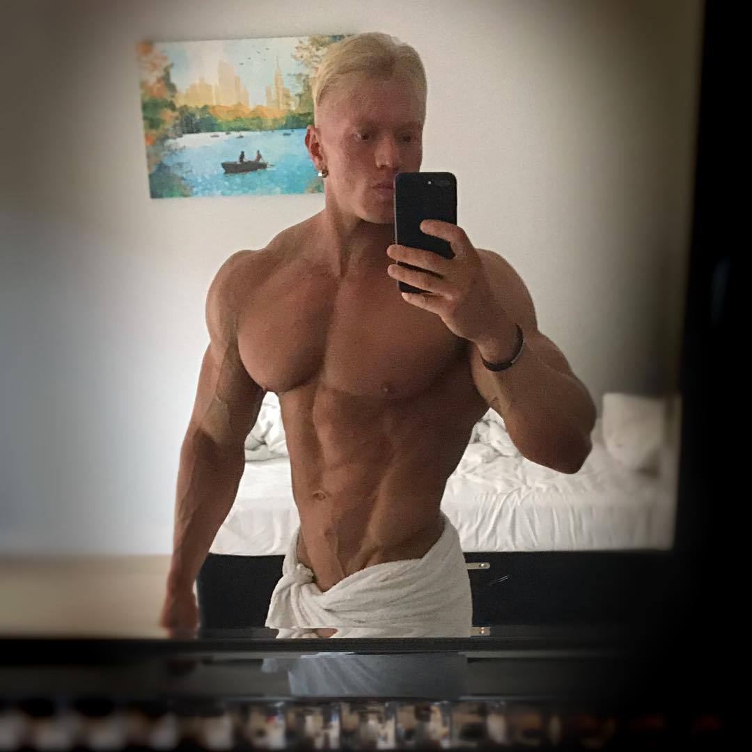 beautifulyoungmuscle:Nikita Komarov: Big blon’ babe with rentboy vibe