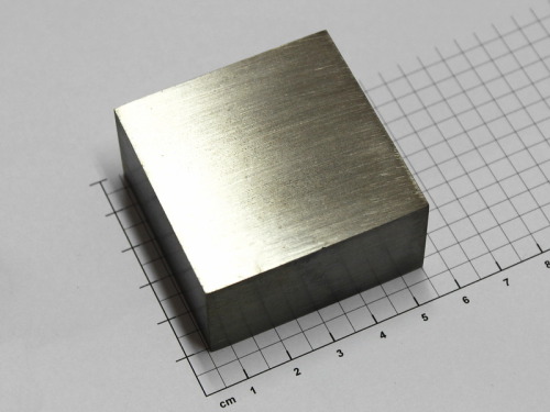 drencrome:Gadolinium cuboid -