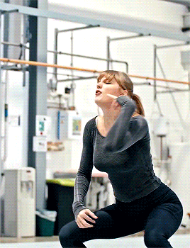 yournastyscars:Taylor Swift on the behind the scene of Cats movie
