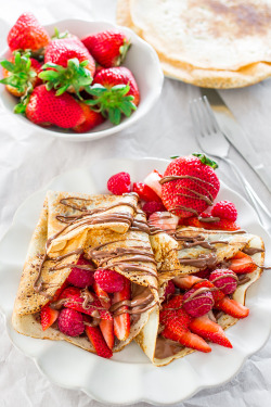 plasmatics-life:  Nutella Berry Crepes | &amp; recipe 