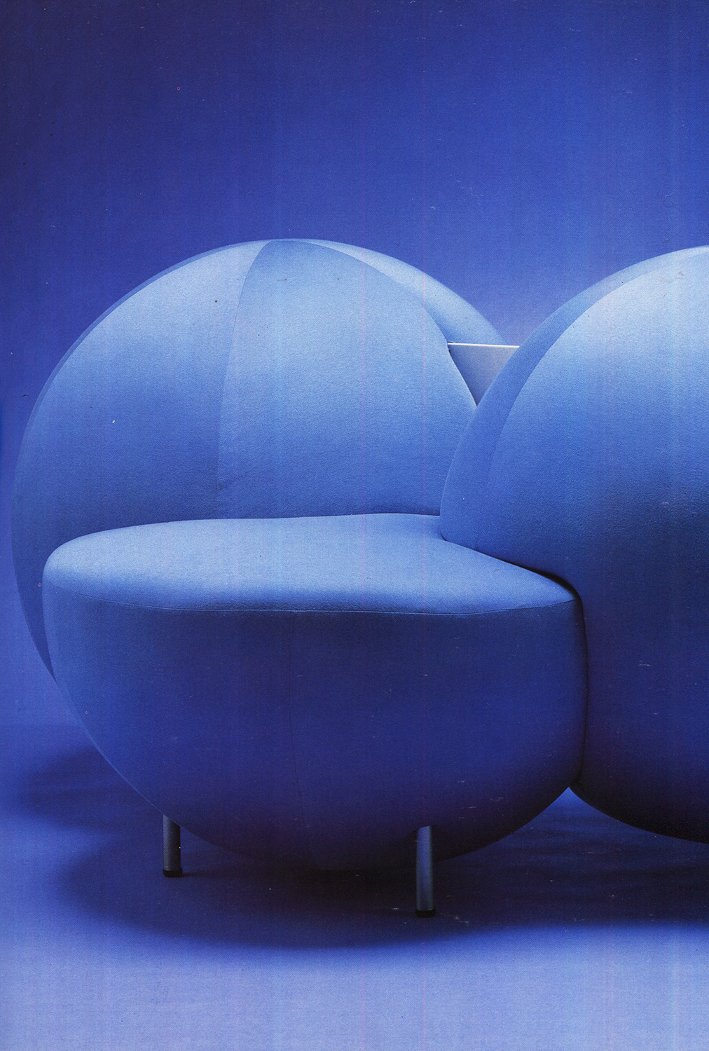 Japanese Design, 1994
Blue Sofa designed by Masaki Morita