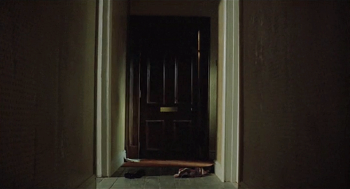 cinemawithoutpeople:Cinema without people: Morvern Callar (2001, Lynne Ramsay, dir.)