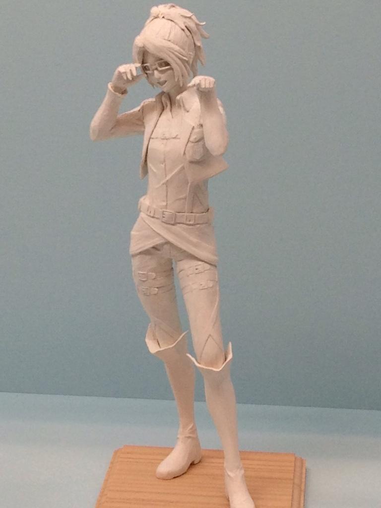  First looks at SENTINEL&rsquo;s Erwin, Hanji, and Titan Eren figurines from