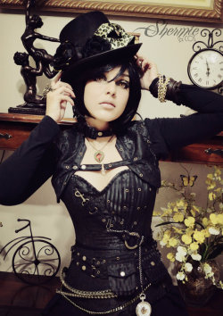 steampunksteampunk:  Shermie-Cosplay