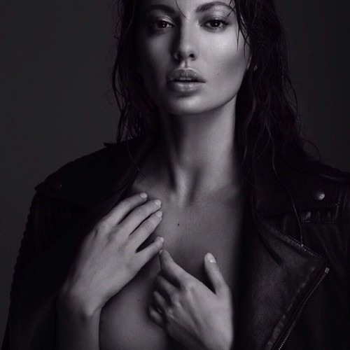 blonghmfic:  Oksana Rykova 