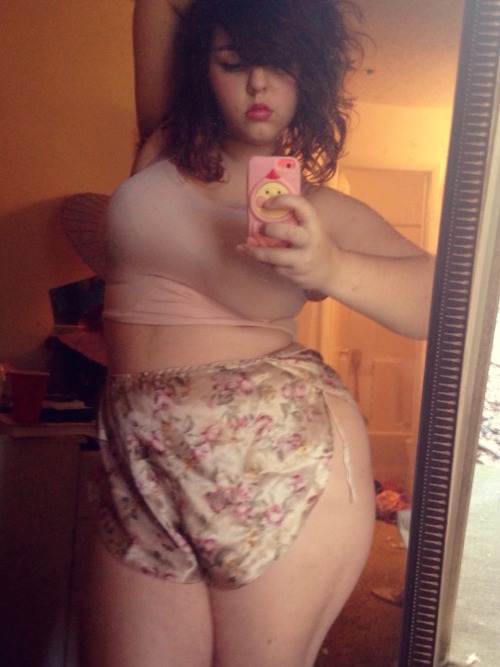 slayboybunny:these cuban hips rnt lying whatsoever tbh
