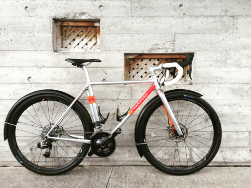bicyclespecialties:All-road bike with SRAM HRD eTap winterized with custom painted matte black Honjo