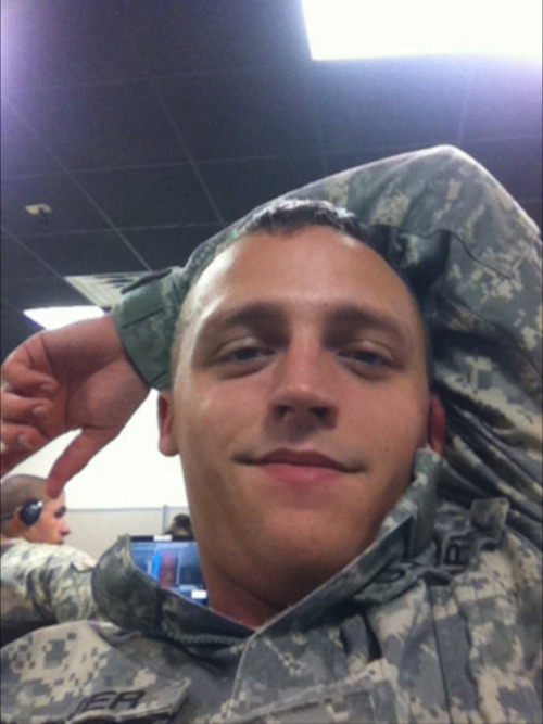 militarymencollection:  militarymencollection 
