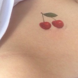 Milklamb:  I Miss Summer Bc Now Thers No Gud Fruit