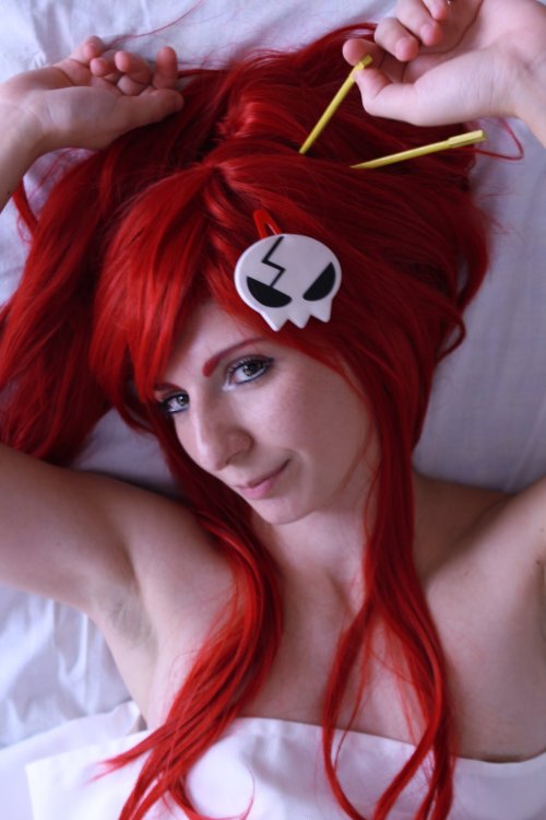 cosplayiscool:  Good Morning, Kamina. by DollsForMyUme Join us on Facebook Do You Like Cosplay Babes? 