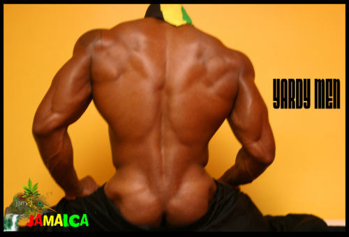 dominicanblackboy:  Gorgeous sexy hot muscle porn pictures