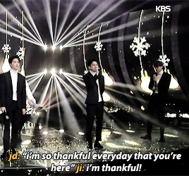 ohhsenshine:  chen dedicating his lines to exo-ls ft. sukai modifying the lyrics