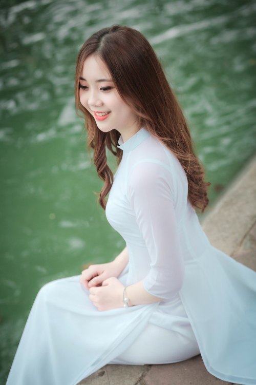  Vietnamese long dress (Ao dai) bởi Beauty Collection Qua Flickr: Photo backup https://flic.kr/s/aHs