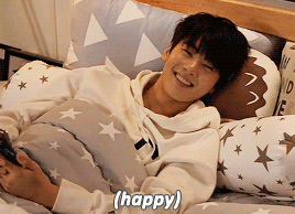 asterocky:cha eunwoo loves his members.
