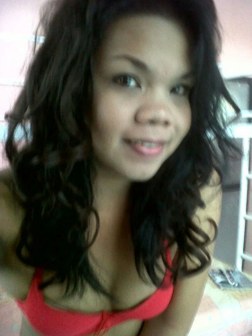 abukhanabu: kubo333: caggang:Bini org anak 1 Nmbr fon please Wooow cantik lh..jom.pm nk jg