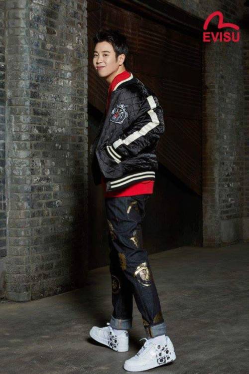 [INFO] P.O é o novo modelo para marca “EVISU” cr: http://naver.me/xdoEy16K