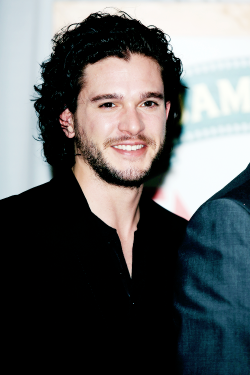 gameofthronesdaily:  Kit Harington attends the Jameson Empire Awards 2015 at the Grosvenor House Hotel on March 29, 2015 in London, England