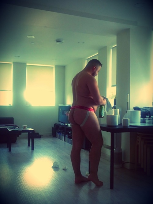 milkshakecub:  Cleaning mode activated. adult photos