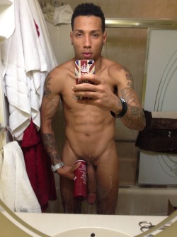 guy + mirror + phone - Rated:X