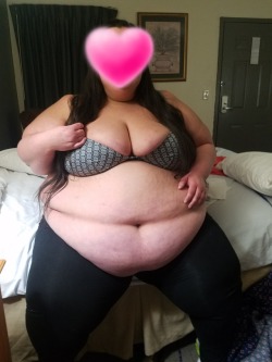 fattymcphat:Leggings are a fat girl’s best