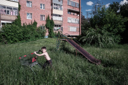 Toutpetitlaplanete:andrey Gontarev - Untitled, 2015