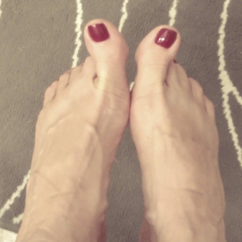 jazjaxfeet - #toes #feet #sexyfeet #mywifesfeetarethebest...