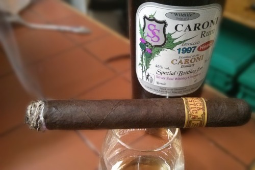 cigarconnoisseur:  Nica Rustica by Drew Estate and Caroni 1997 Heavy Style Trinidad Rum by Silver Seal