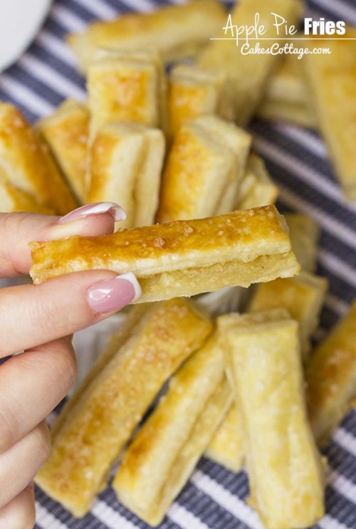 Porn craving-nomz:  Apple Pie Fries photos