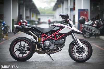 Hypermotard.