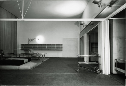 Marcel Breuer, Interior for a sports personality, with a living area that offers a gym. © Wanda von 