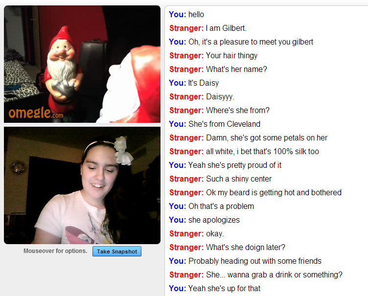 candy-red-dani:  so I set up my headband for a date with a lawn gnome named Gilbert