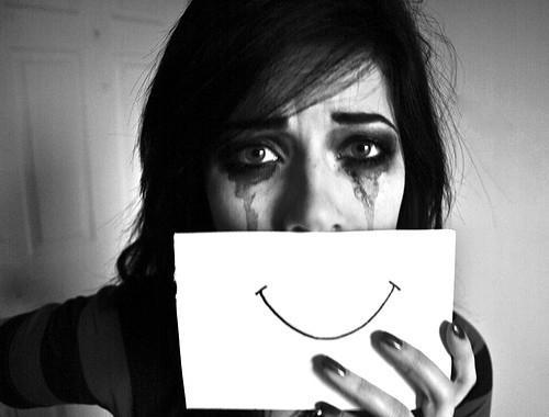 alive–but-not-breathing:what make-up do you wear the most? mine is a fake smile