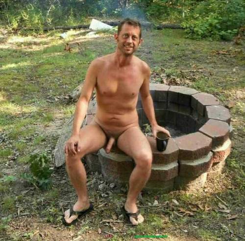 nackte-kerle:exhibitionisten-exhibitionists | nudists-and-exhibitionists | male-nudists-and-naturist